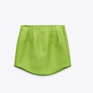 NWT Zara New Mini lime skirt